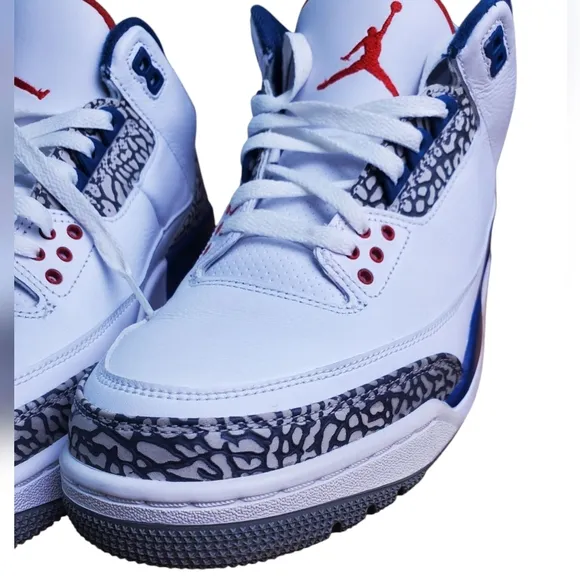 Nike Air Jordan Retro OG 3s. Men's 10.5