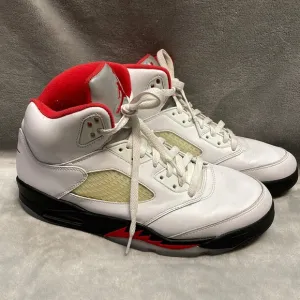 NIKE AIR JORDAN V 5 RETRO SNEAKERS SIZE 10
