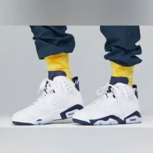 Nike Air Jordan 6 VI Retro Midnight Navy 2022 White Size 5.5Y