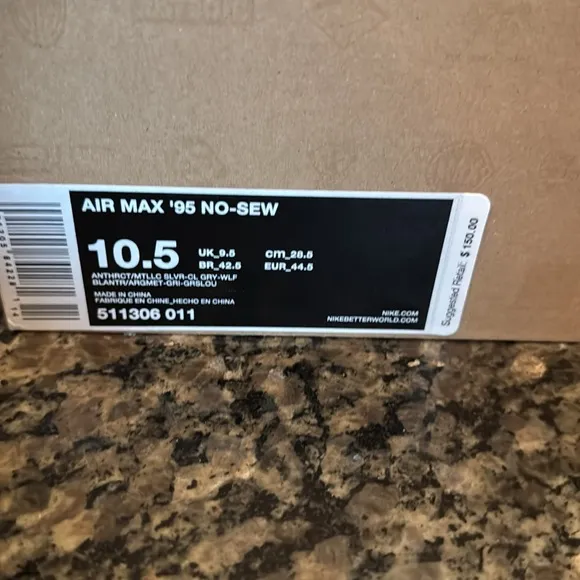 Nike air max 1 Gray and White Sneakers EUC 10.5