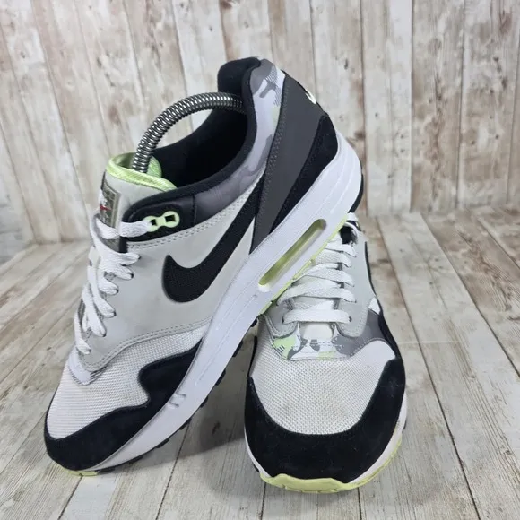 Nike Air Max 1 Premium Sneakers Camo Accents Casual Shoes US 9