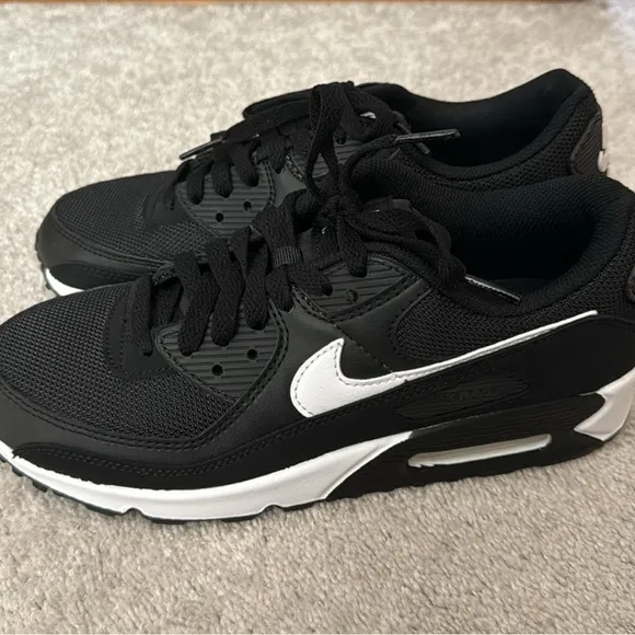Nike Air Max 90, black/white, women’s size 9, worn in house only, run small