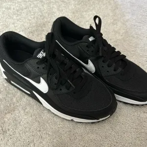 Nike Air Max 90, black/white, women’s size 9, worn in house only, run small