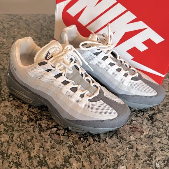 Nike Air Max 95 No Sew White and Gray Sneakers EUC 10.5