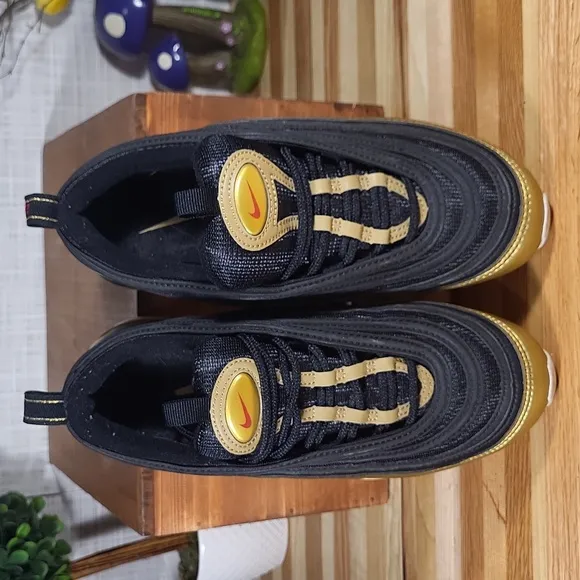 Nike Air Max 97 QS, Metallic Gold Black, Casual Sneakers