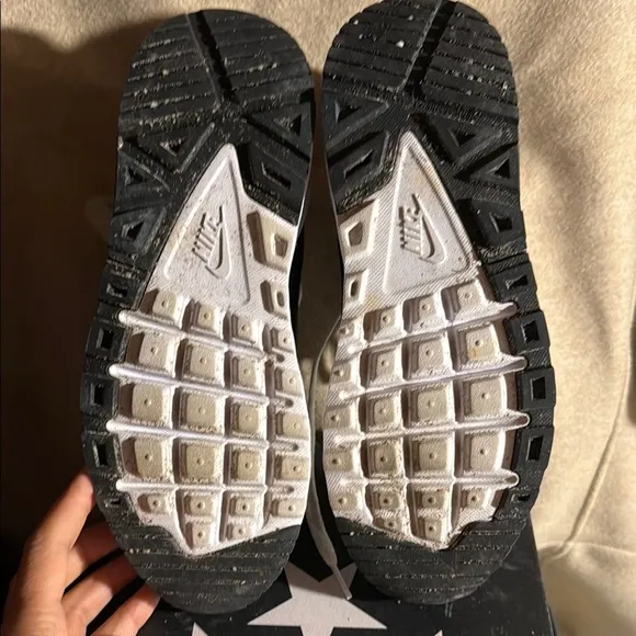 Nike Air Max Black and White Sneakers 6.5 Y, 8 W