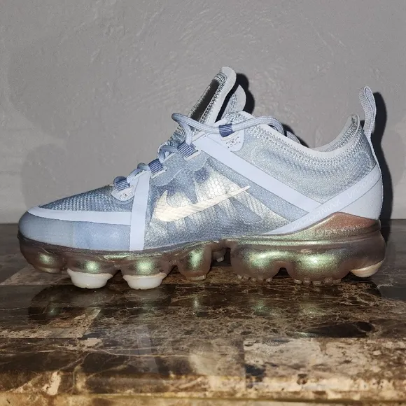 Nike Air VaporMax Flyknit Sneakers in Blue and Silver