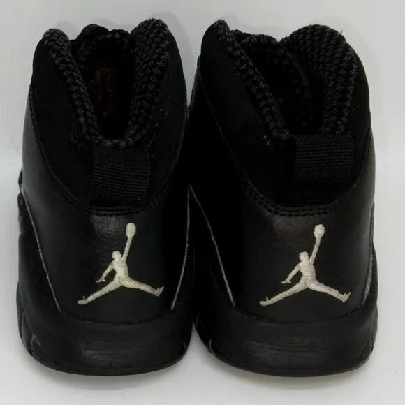 Nike Air Jordan 10 Retro Boys Pre-owned Black Basketball Sneakers - sz. 6Y