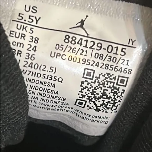 NIKE AIR JORDAN 13‎ RETRO SNEAKERS SIZE 5.5Y