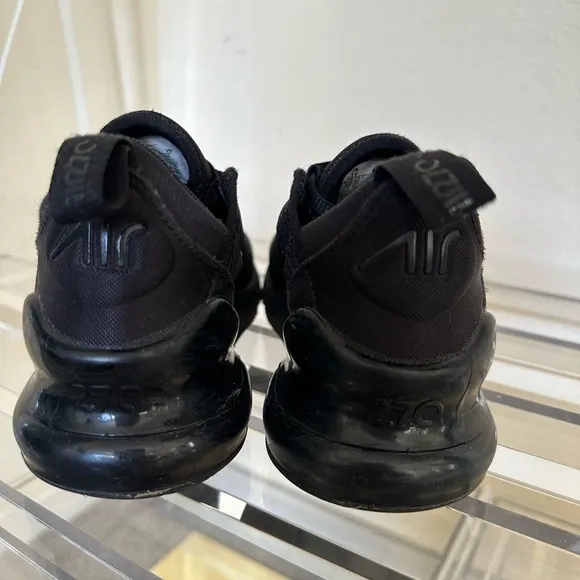 Nike Black Air Max 270 Sneakers