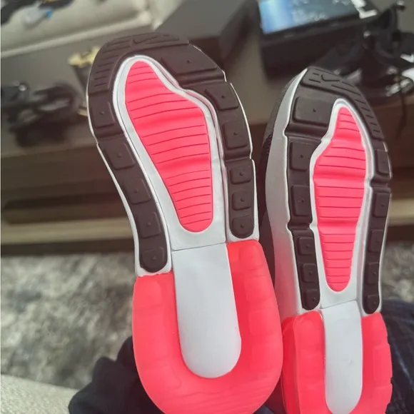 Nike Black and Pink Air Max Sneakers never worn