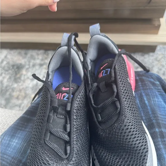 Nike Black and Pink Air Max Sneakers never worn