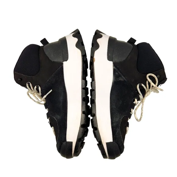 Nike City Classic Lace Up Sneaker Boots Black White Women's Size 8.5