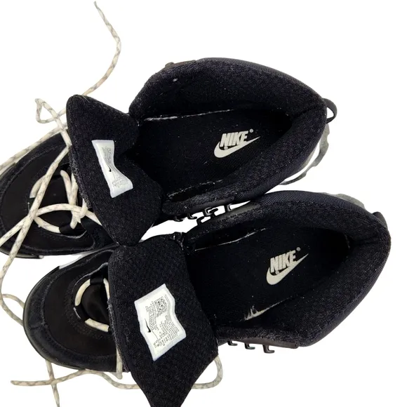 Nike City Classic Lace Up Sneaker Boots Black White Women's Size 8.5