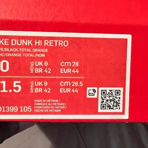 Nike Dunk Hi Panda Retro