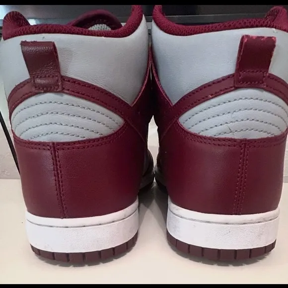Nike dunk high retro-beetroot/gray sneakers