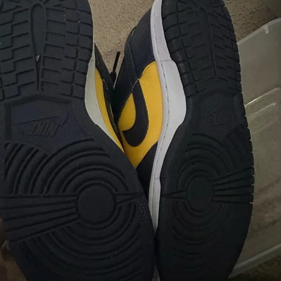 Nike Dunk Low - Michigan size 5.5