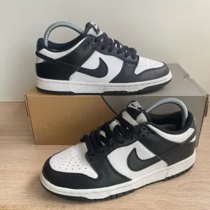 Nike Dunk Low Retro Panda Sneakers- SZ 6.5 Y- 8 W