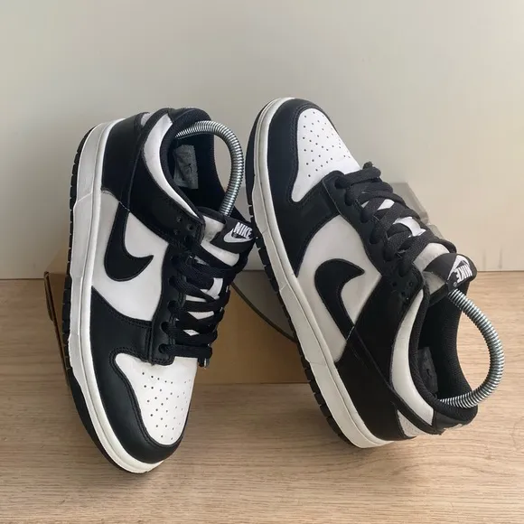Nike Dunk Low Retro Panda Sneakers- SZ 6.5 Y- 8 W