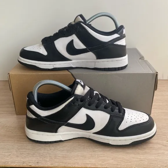 Nike Dunk Low Retro Panda Sneakers- SZ 6.5 Y- 8 W