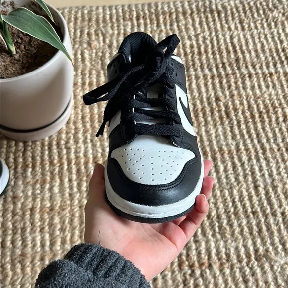 Nike Dunk Low retro panda sneakers