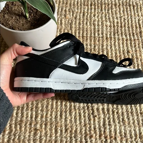 Nike Dunk Low retro panda sneakers