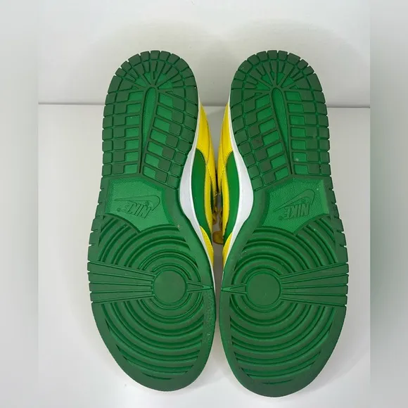 Nike Dunk Low Top Retro &quot;Brazil&quot; Sneakers