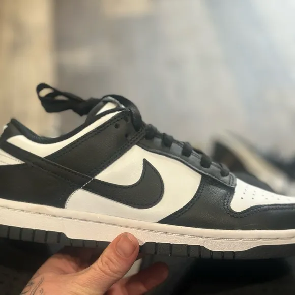 Nike dunks panda (never worn still in box)