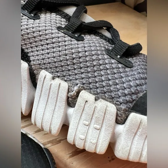 Nike Free Metcon 4 White Black W Size 9