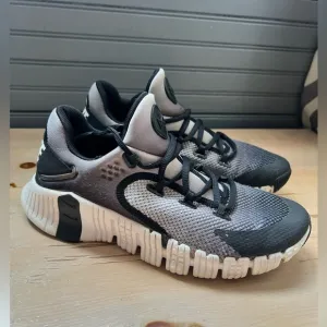 Nike Free Metcon 4 White Black W Size 9