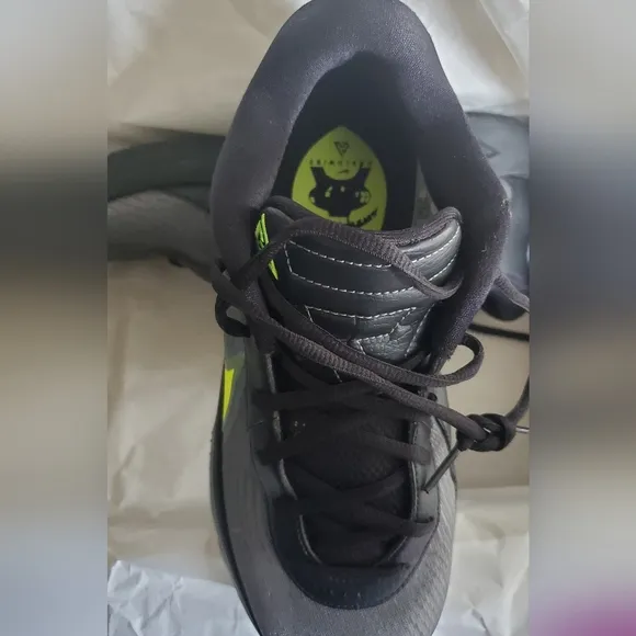 Nike Giannis Black, Gray and Neon Yellow Accents Size 10 (Men) Stay Freaky #34