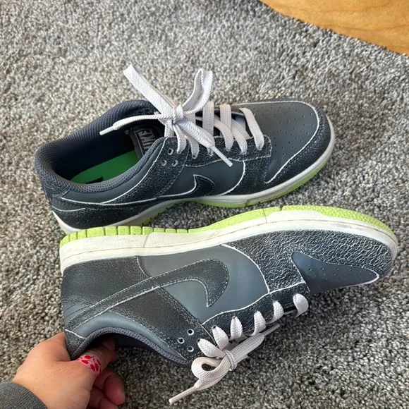 Nike Gray and Green Sneakers