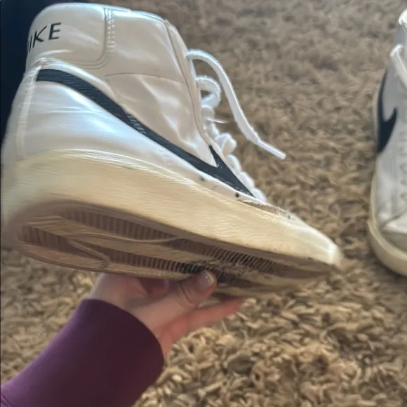 Nike High-Top Sneakers White and Black