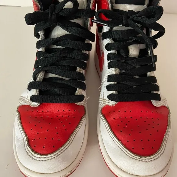 Nike Jordan 1 retro high og heritage basketball sneakers 3 Y