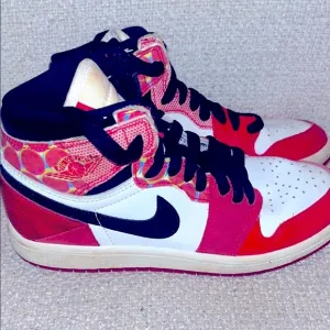 Nike Jordan 1 Retro OG x Marvel High next chapter high top sneakers