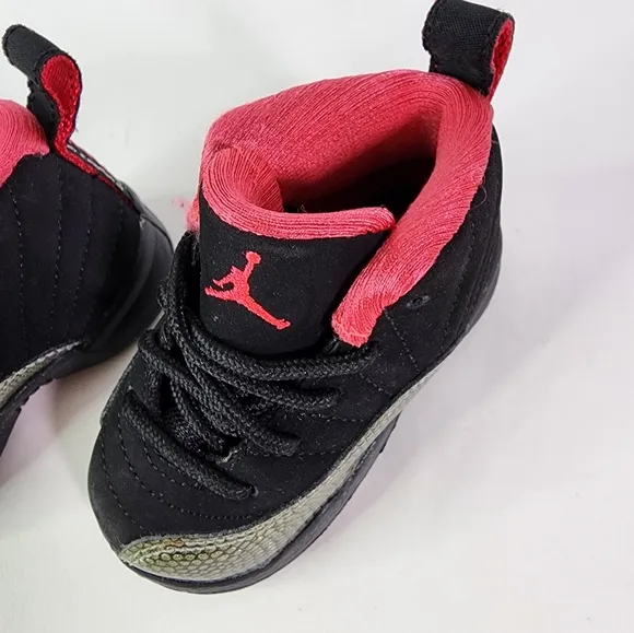 Nike Jordan 12 Retro sneakers ( Rare)