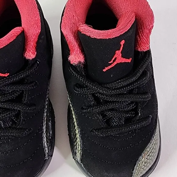 Nike Jordan 12 Retro sneakers ( Rare)