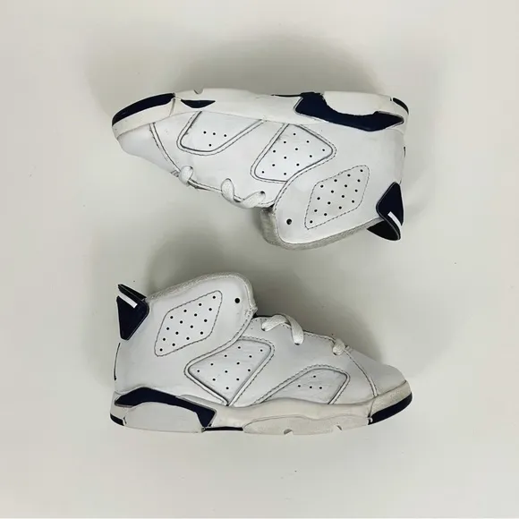 Nike Jordan Kids Air Jordan 6 Retro &quot;Midnight Navy 2022&quot; Sneakers 9C