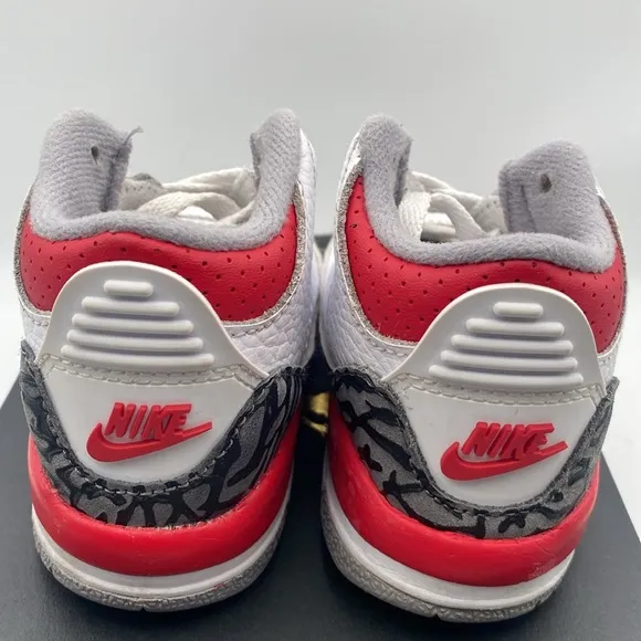 Nike Jordan Toddler's Jordan 3 Retro &quot;Fire Red&quot; White/Fire Red-Black 6C