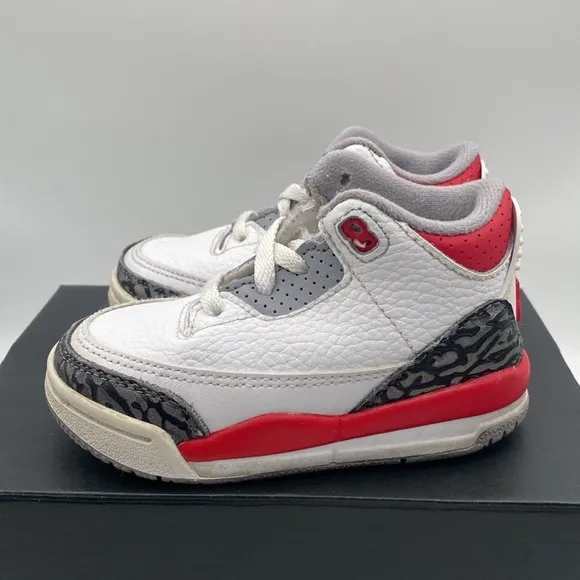 Nike Jordan Toddler's Jordan 3 Retro &quot;Fire Red&quot; White/Fire Red-Black 6C