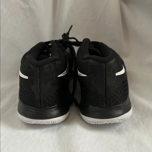 Nike Kyrie Flytrap Black and White Athletic Sneakers