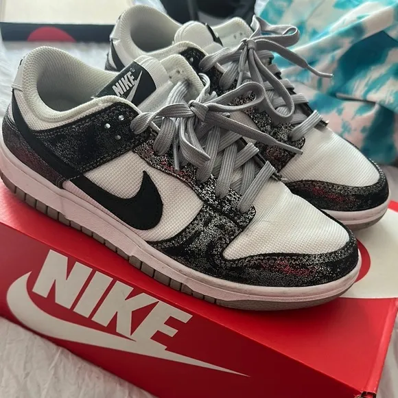 Nike Metallic Black/White Dunks