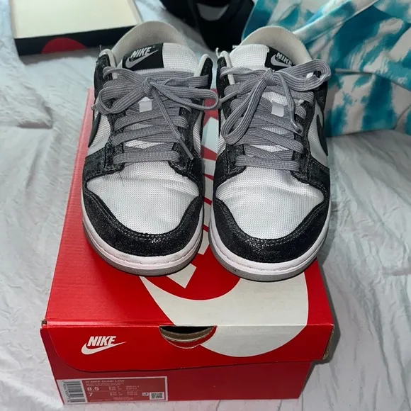 Nike Metallic Black/White Dunks