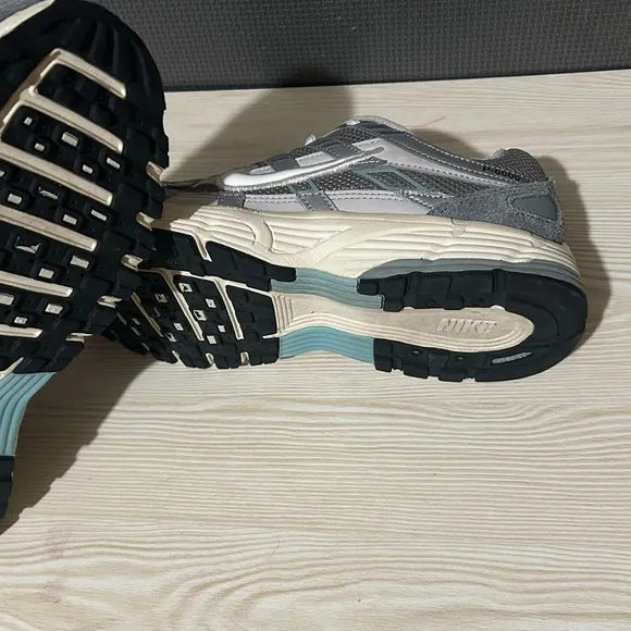 Nike P-6000 Gray Sneakers