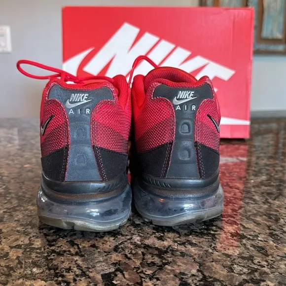 Nike Red and Black Air Max Sneakers EUC 10.5