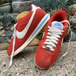 Nike SB Cortez Picante Red Retro Vintage Sneakers