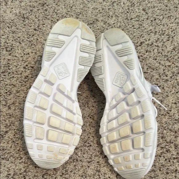 Nike White Air Huarache Run Ultra