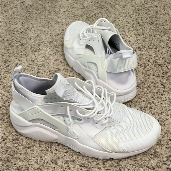 Nike White Air Huarache Run Ultra