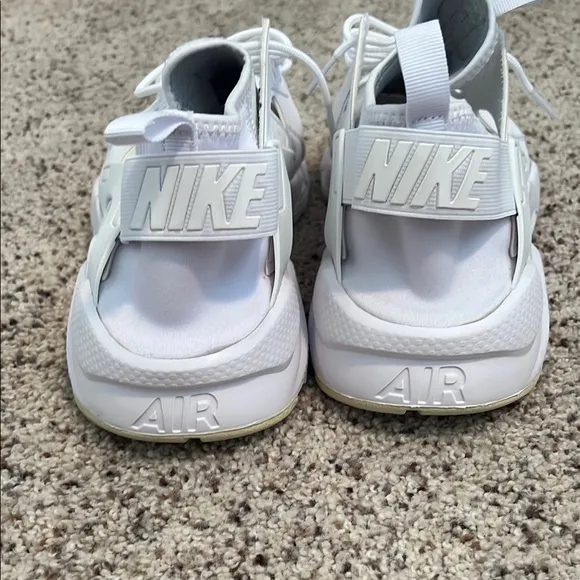 Nike White Air Huarache Run Ultra