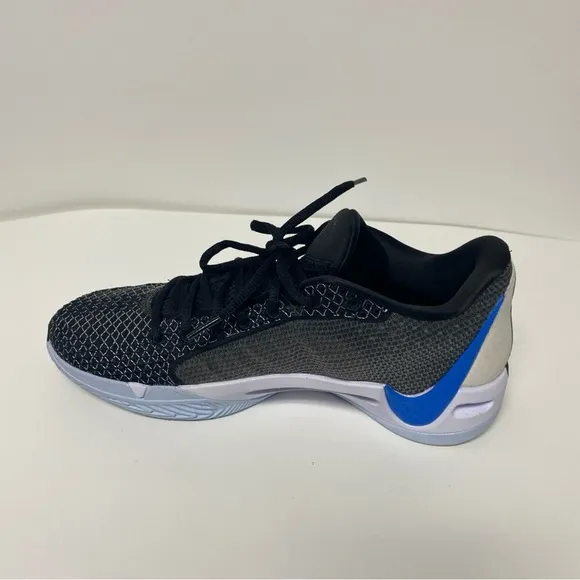 Nike Women’s Sabrina 1”Family Bonds Black and Blue Athletic Sneakers Size 9.5